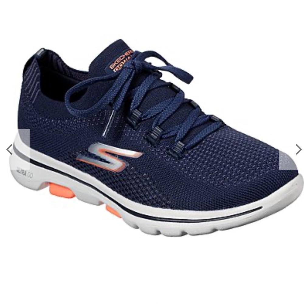 NIB Skechers GOwalk 5 - Uprise.